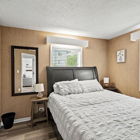 Peach Street Super Suite Медфорд Экстерьер фото
