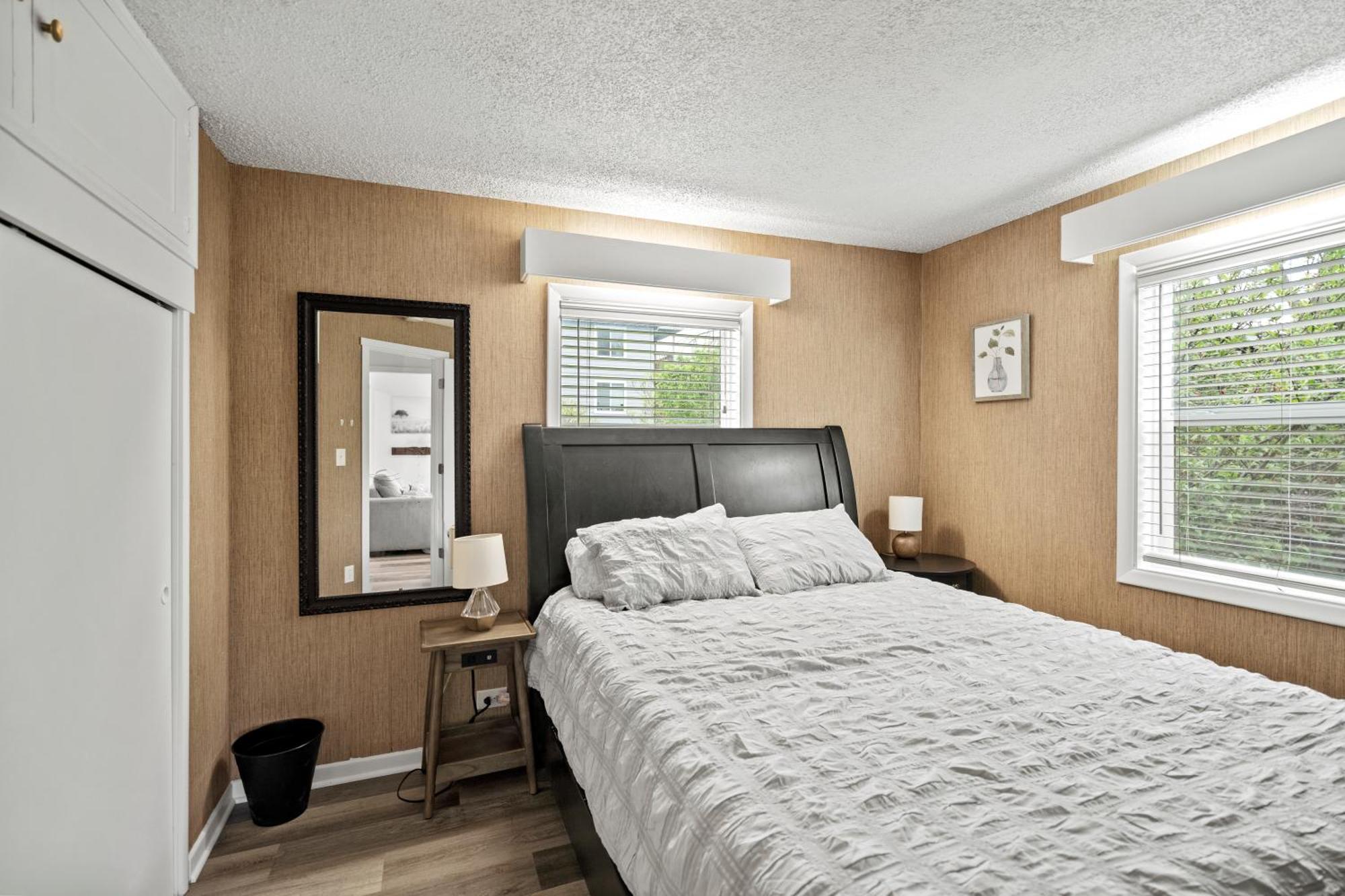 Peach Street Super Suite Медфорд Экстерьер фото